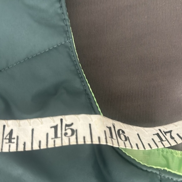 NWT Nike Therma-FIT Repel Reversible Puffer Vest Size XS - Picture 11 of 11